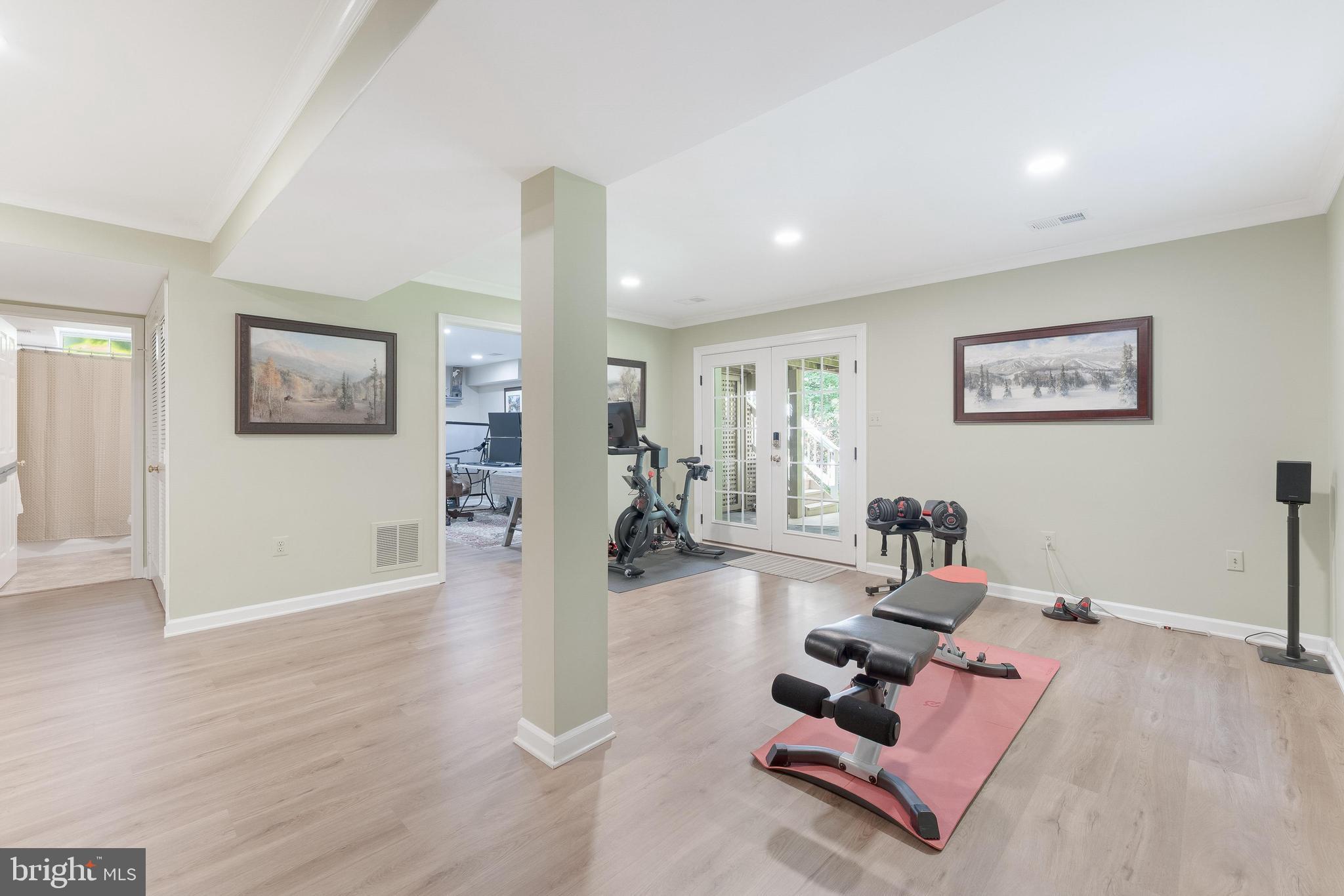1248 Lamplighter Way Reston, VA 20194 - Photo 42 of 64 a living room with furniture and wooden floor