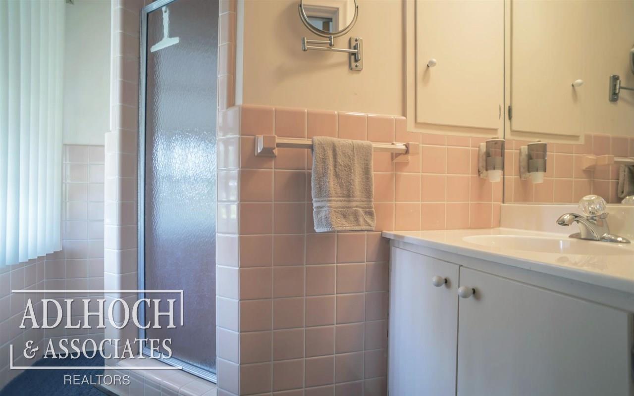 60 Willison Road Grosse Pointe Shores, MI 48236 - Photo 22 of 33