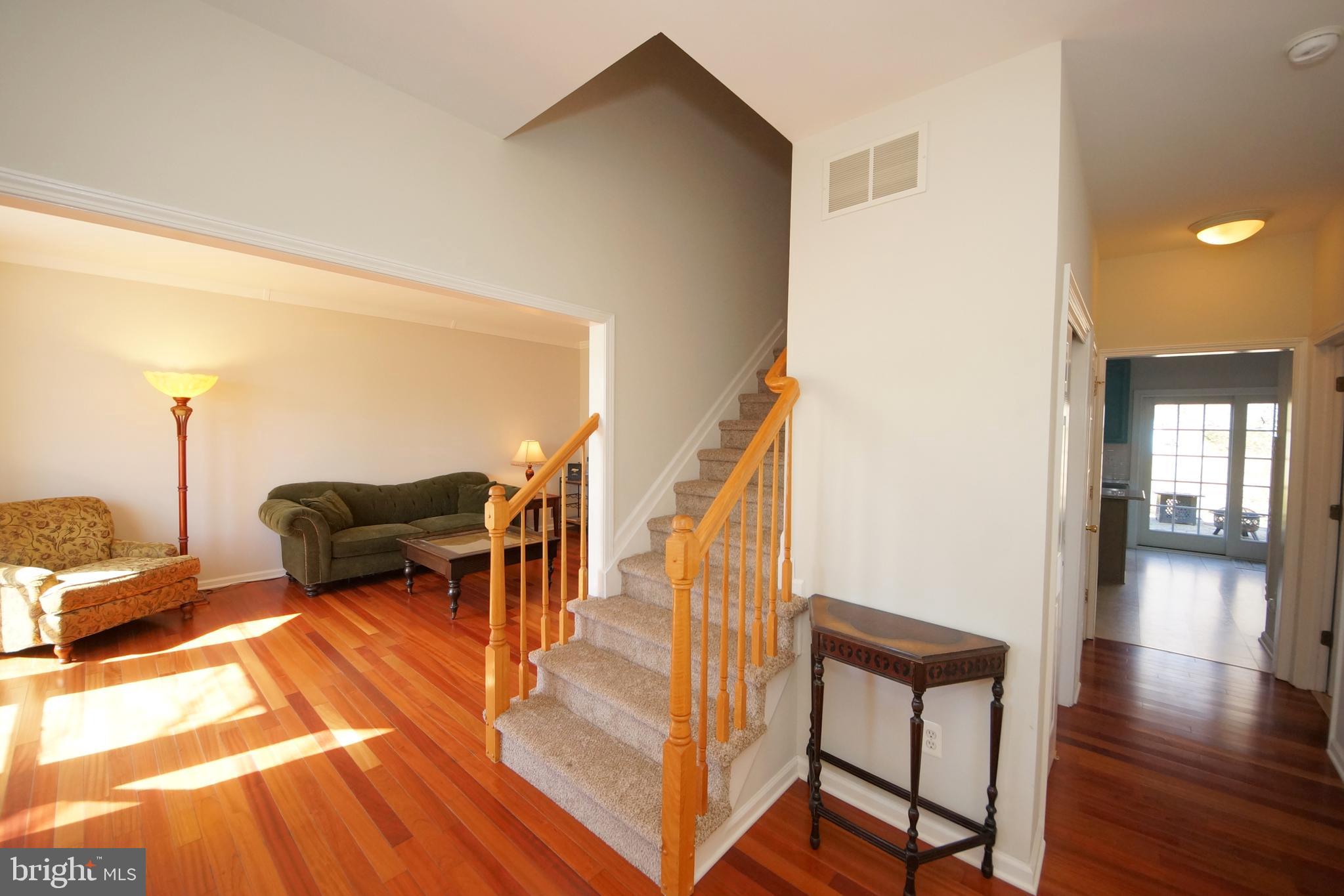 2 Trotter Way Cream Ridge, NJ 08514 - Photo 4 of 40