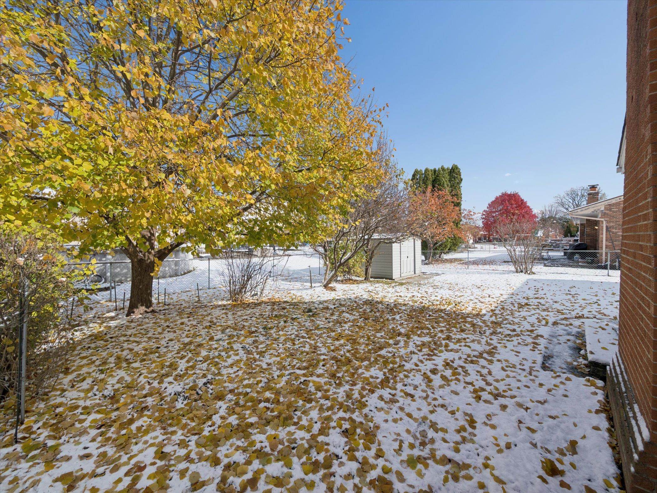 17997 Autumn Lane Macomb, MI 48044 - Photo 46 of 50 50194231-a8ea910a-8276-45c9-bf33-95b1855bb756.JPG