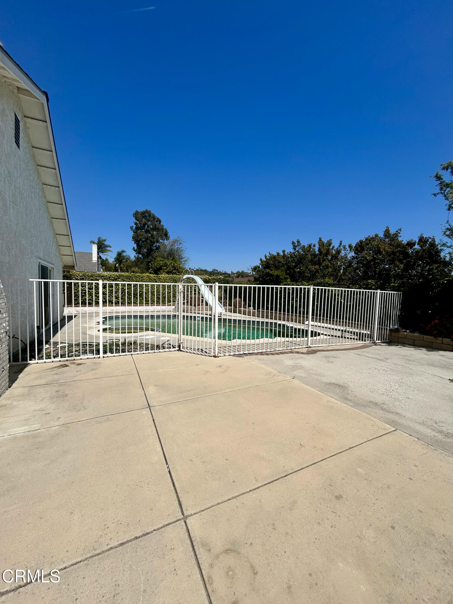 1756 Coachman Drive Camarillo, CA 93012 - Photo 15 of 19 back yard