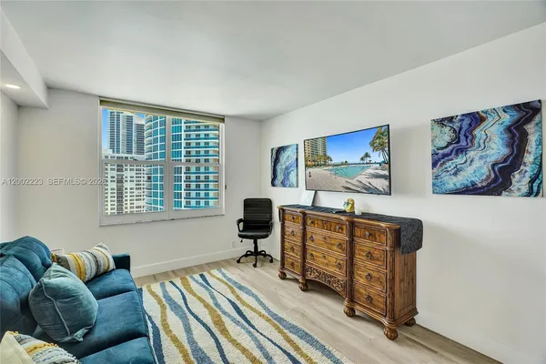 $5,400 | 2501 South Ocean Drive, Unit 1211, Hollywood, FL 33019