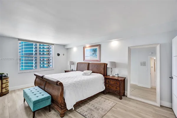 $5,400 | 2501 South Ocean Drive, Unit 1211, Hollywood, FL 33019