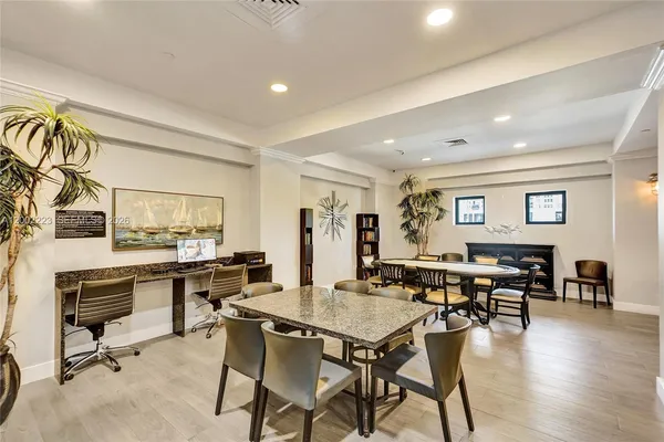 $5,400 | 2501 South Ocean Drive, Unit 1211, Hollywood, FL 33019