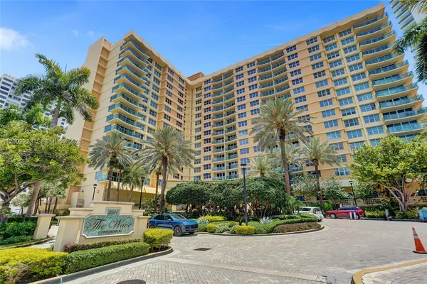 $5,400 | 2501 South Ocean Drive, Unit 1211, Hollywood, FL 33019