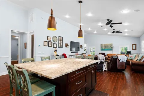 $5,700 | 3628 South Renellie Drive, Tampa, FL 33629