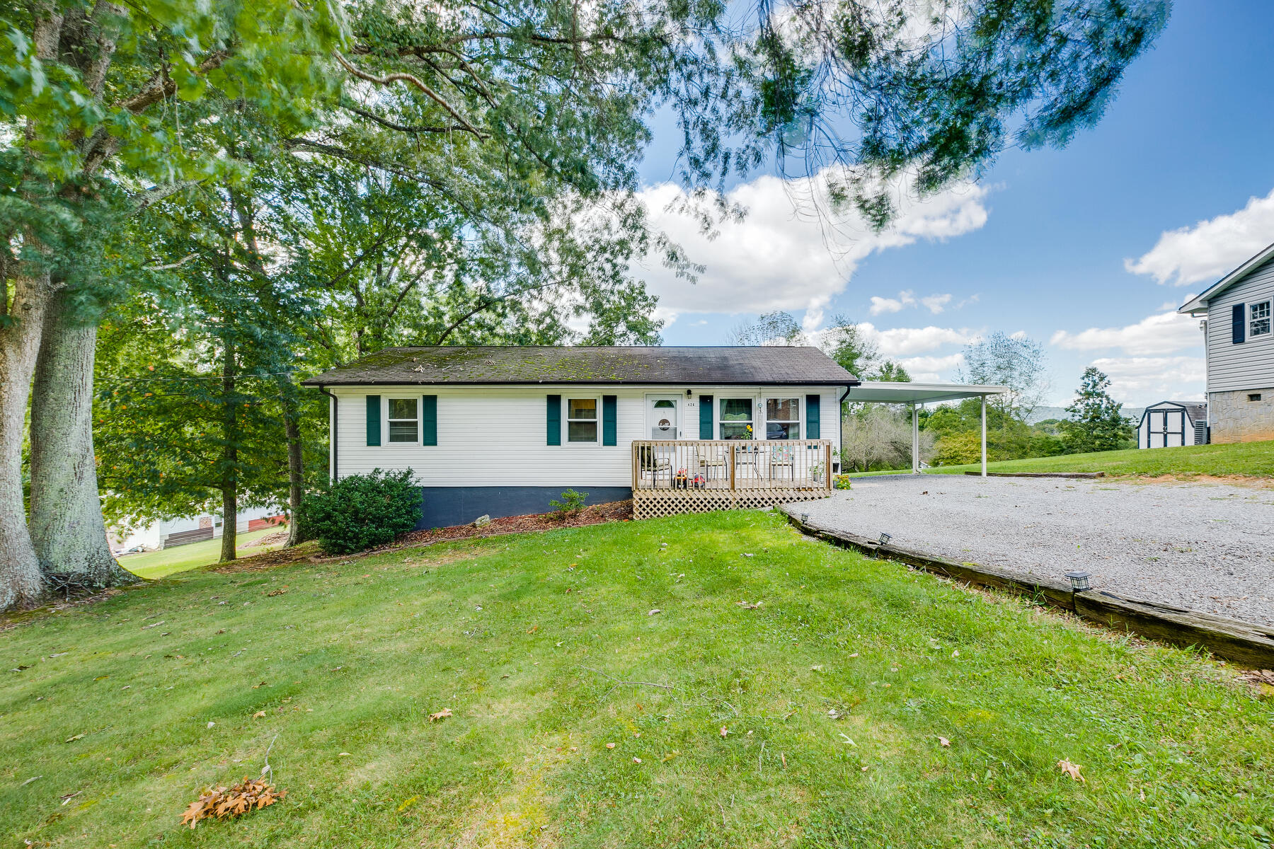 426 Bell Hollow Road Kingsport, TN 37664 - Photo 1 of 27 001