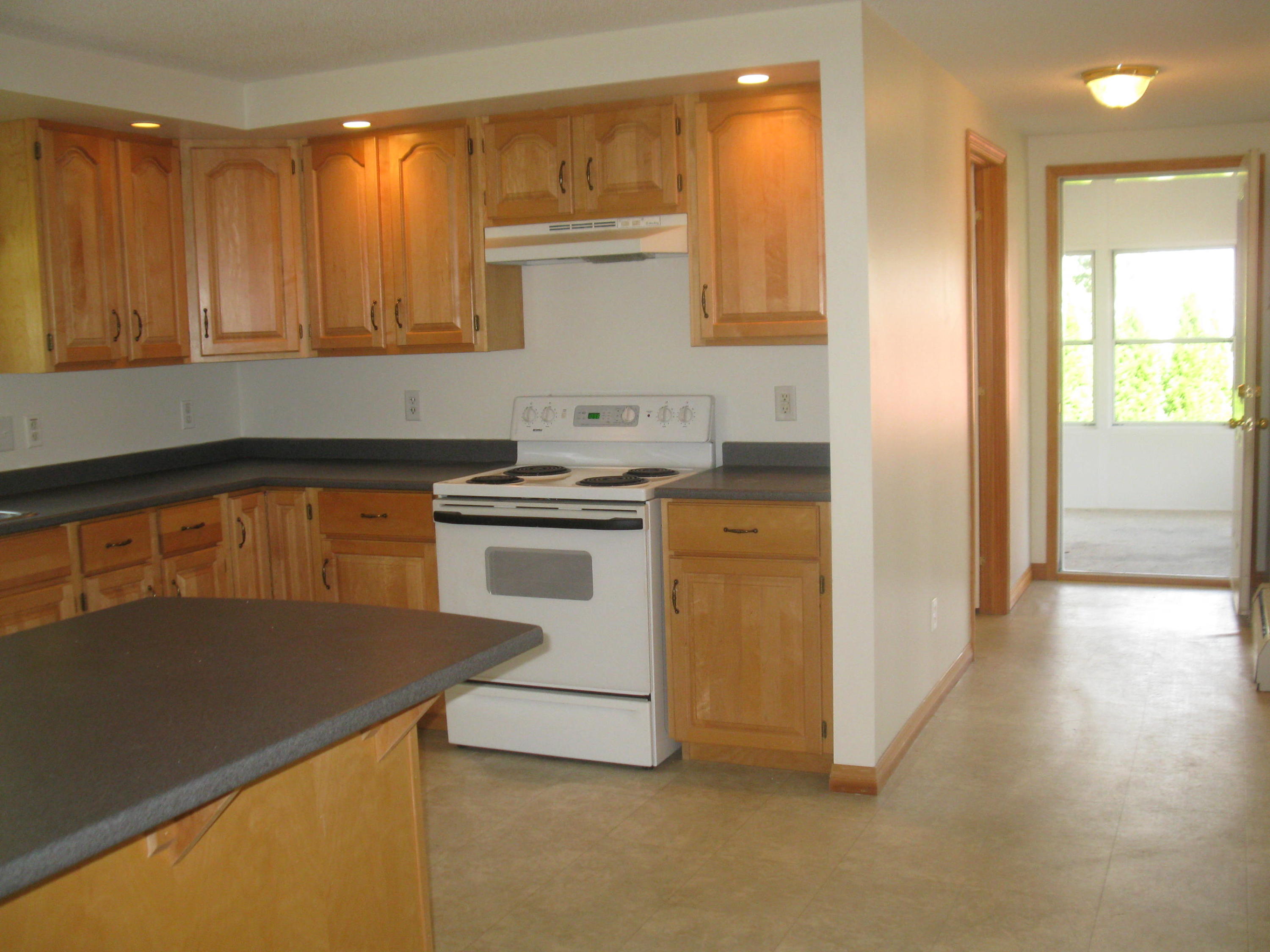 669 Main Street Springvale, ME 04083 - Photo 9 of 24 Kitchen
