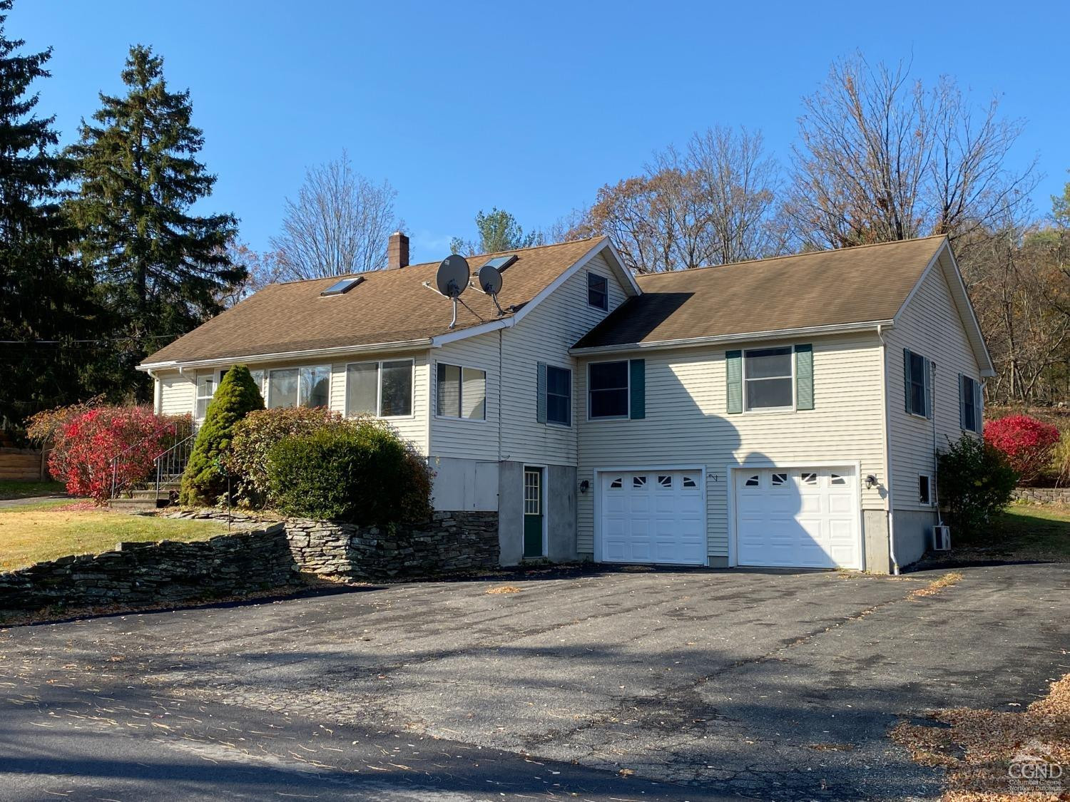 511 Roxbury Road Hudson, NY 12534 - Photo 1 of 34 Photo 1
