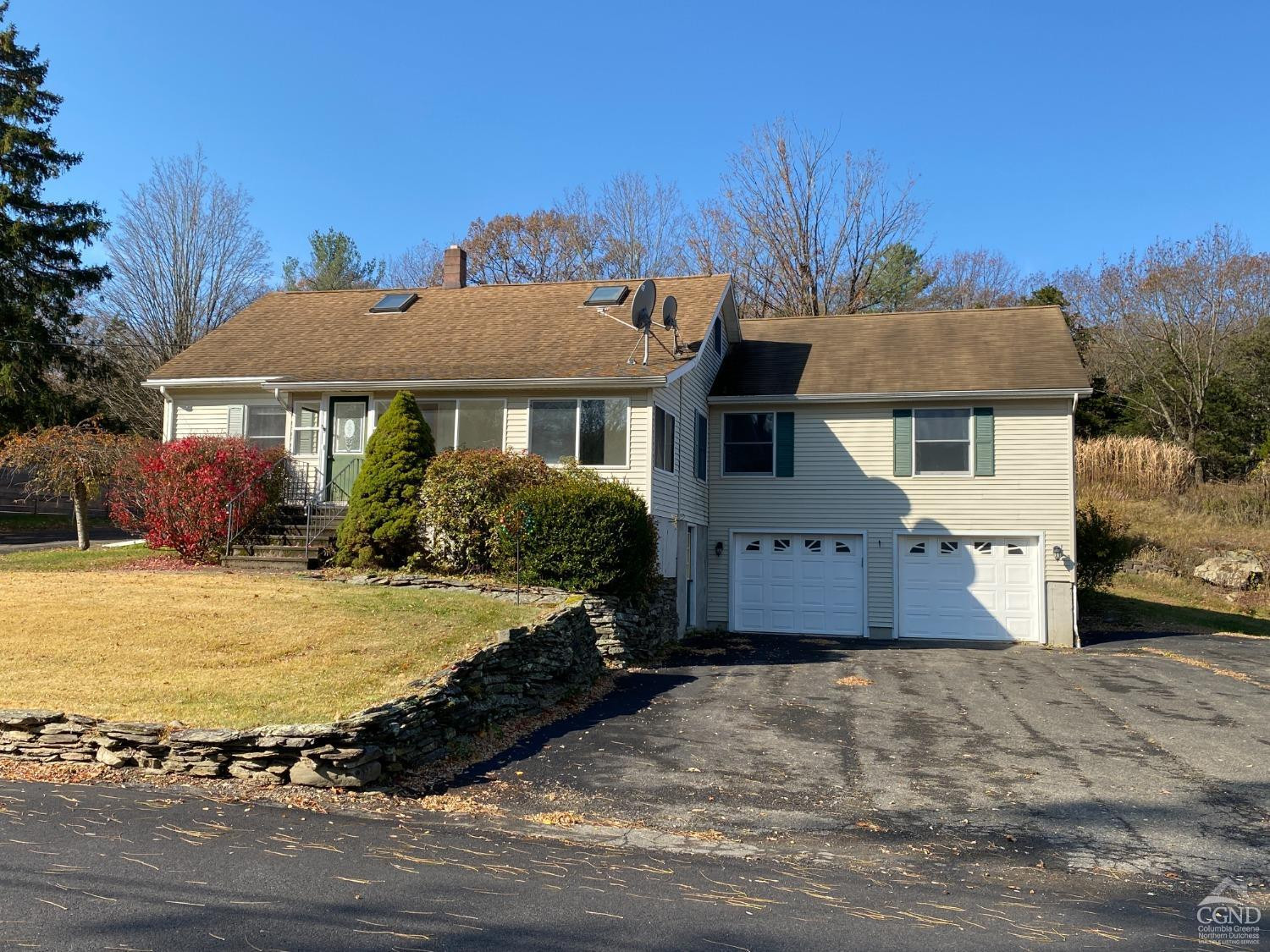 511 Roxbury Road Hudson, NY 12534 - Photo 2 of 34 Photo 2