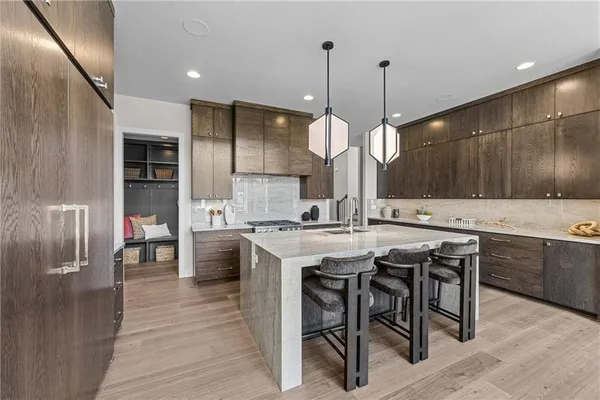 $1,527,000 | 17012 Rosehill Street, Overland Park, KS 66221