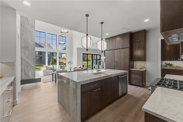 $1,527,000 | 17012 Rosehill Street, Overland Park, KS 66221