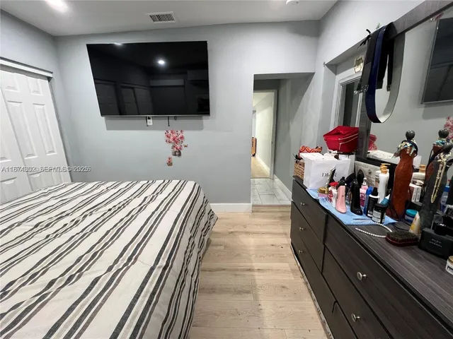 $595,000 | 860 Northwest 18th Place, Miami, FL 33125