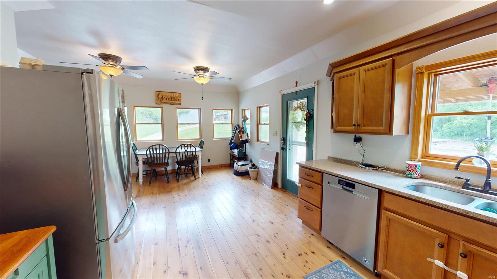1136 Hazel Dell Road Greenville, IL 62246 - Photo 5 of 50 Gallery Image 5