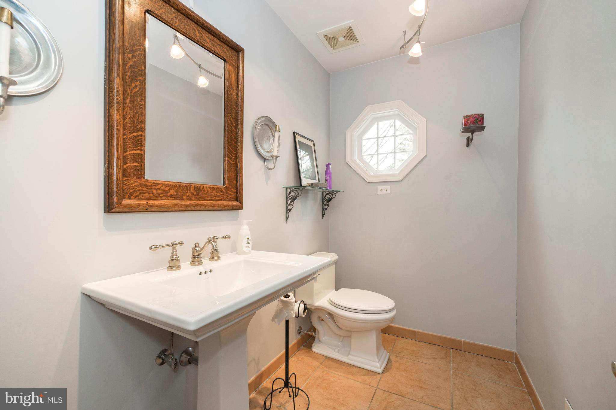 5 Gingerwood Road Malvern, PA 19355 - Photo 17 of 40 Powder Room