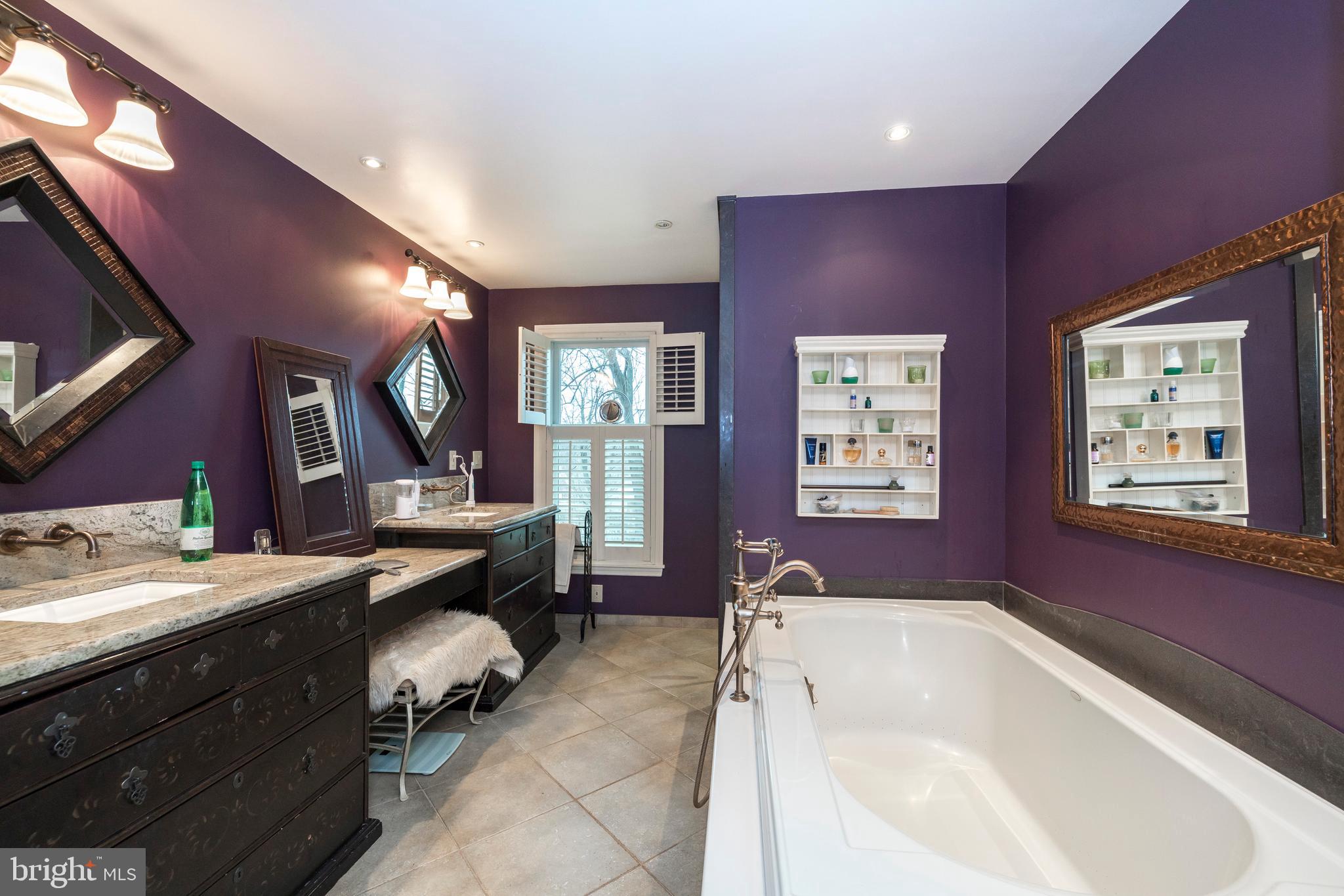 5 Gingerwood Road Malvern, PA 19355 - Photo 31 of 40 Massive Master Bath