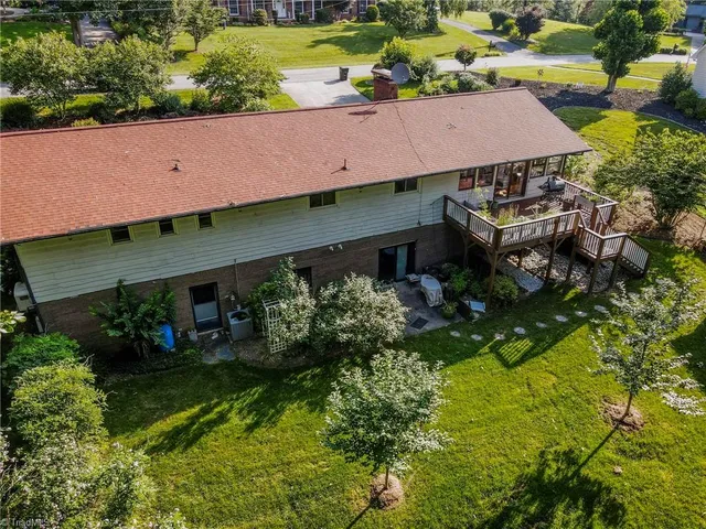 $380,000 | 344 Knollwood Drive, Wilkesboro, NC 28697