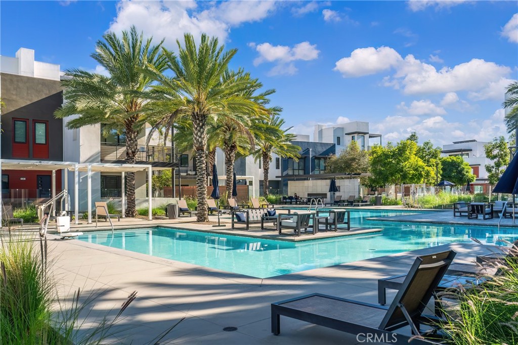253 Waypoint Tustin, CA 92782 - Photo 28 of 41 Gallery Image 28