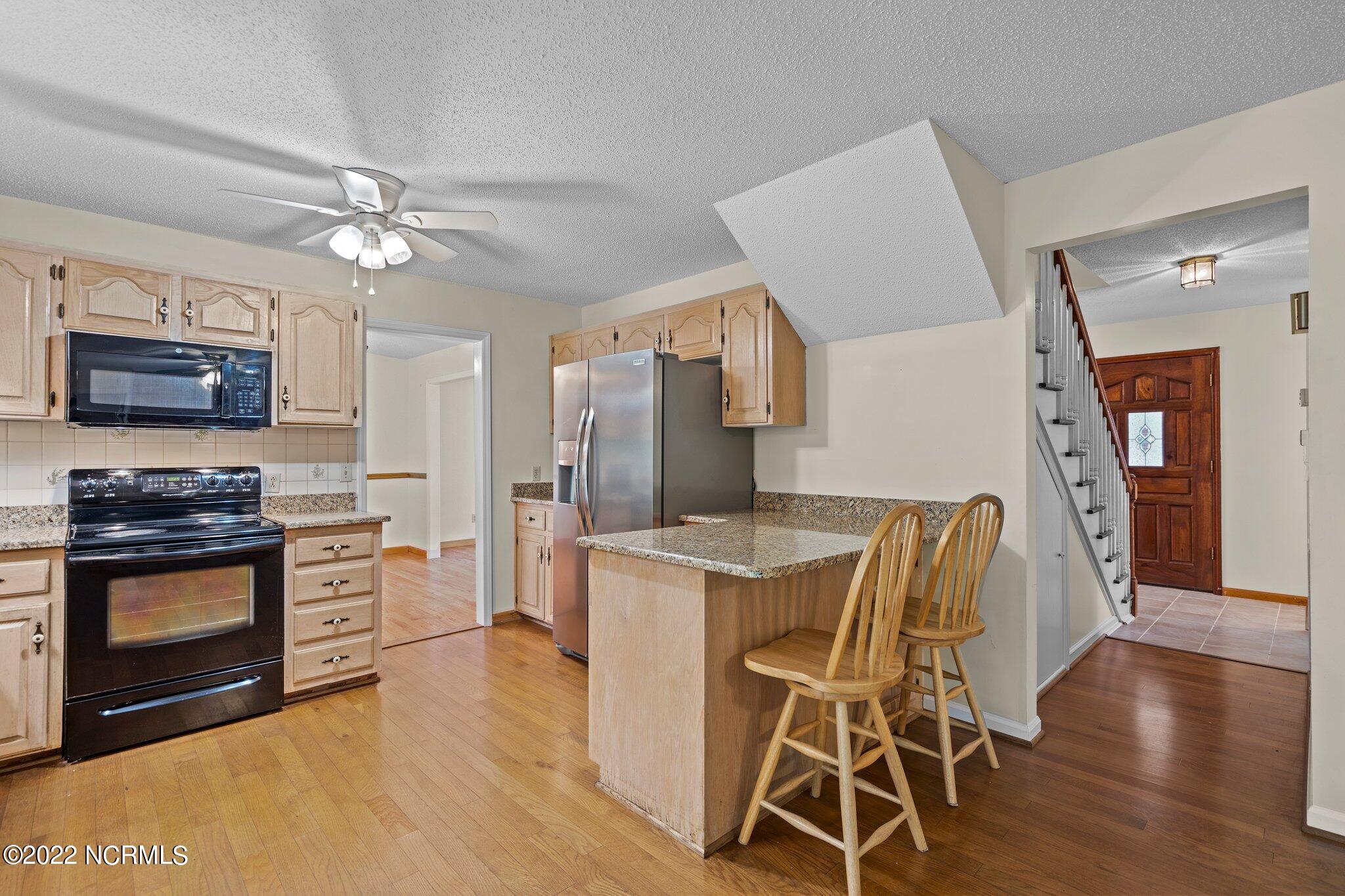 768 East Boiling Spring Road Southport, NC 28461 - Photo 17 of 46 37-web-or-mls-DSC00893