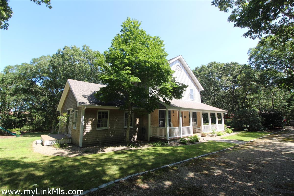 32 Flamingo Drive Edgartown, MA 02539 - Photo 2 of 35 Front Exterior