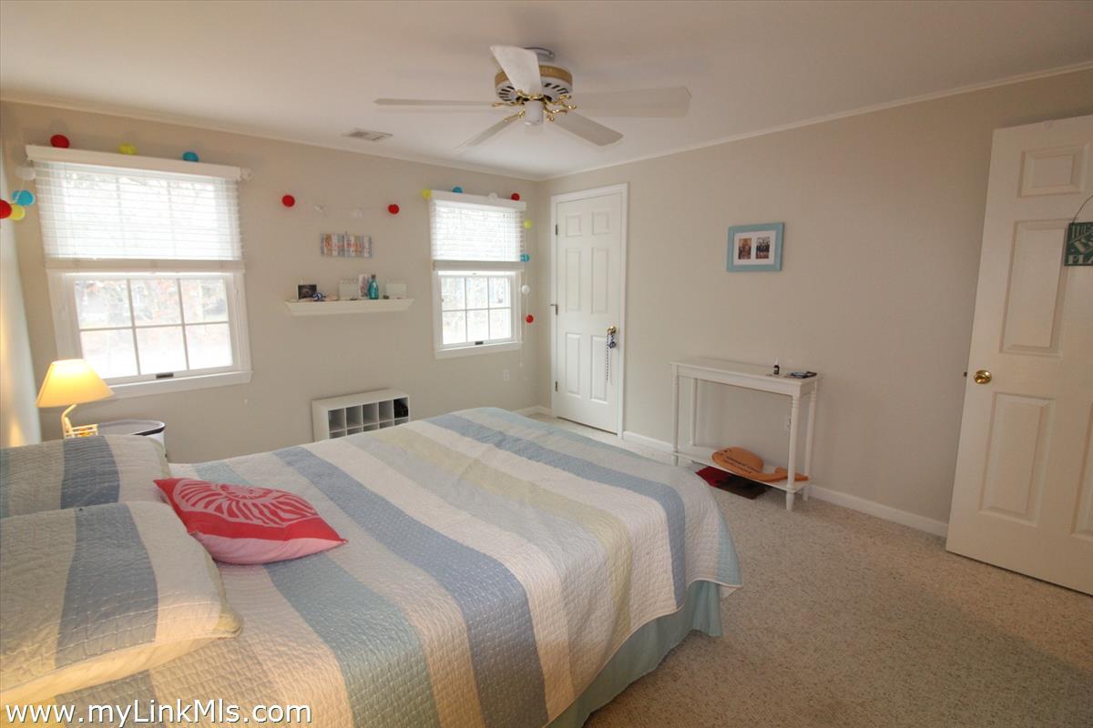 32 Flamingo Drive Edgartown, MA 02539 - Photo 24 of 35 Bedroom 2