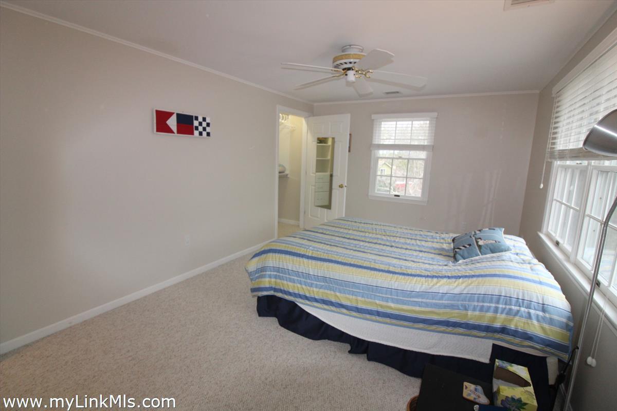 32 Flamingo Drive Edgartown, MA 02539 - Photo 28 of 35 Bedroom 4
