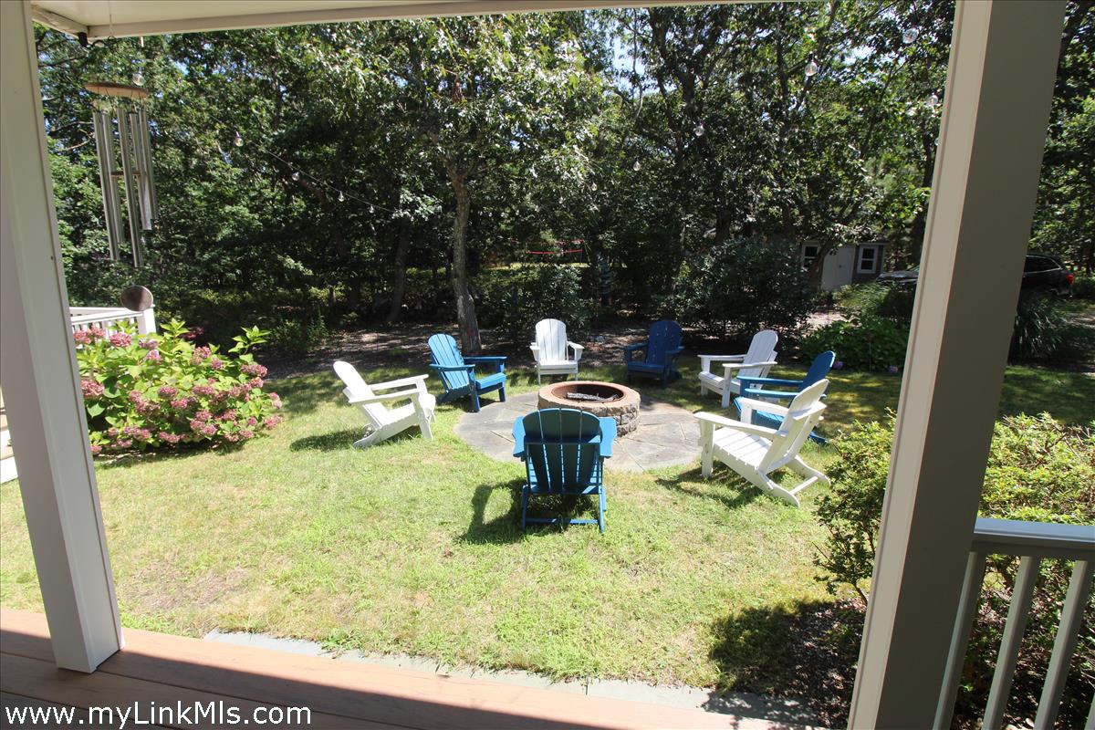 32 Flamingo Drive Edgartown, MA 02539 - Photo 8 of 35 Covered porch