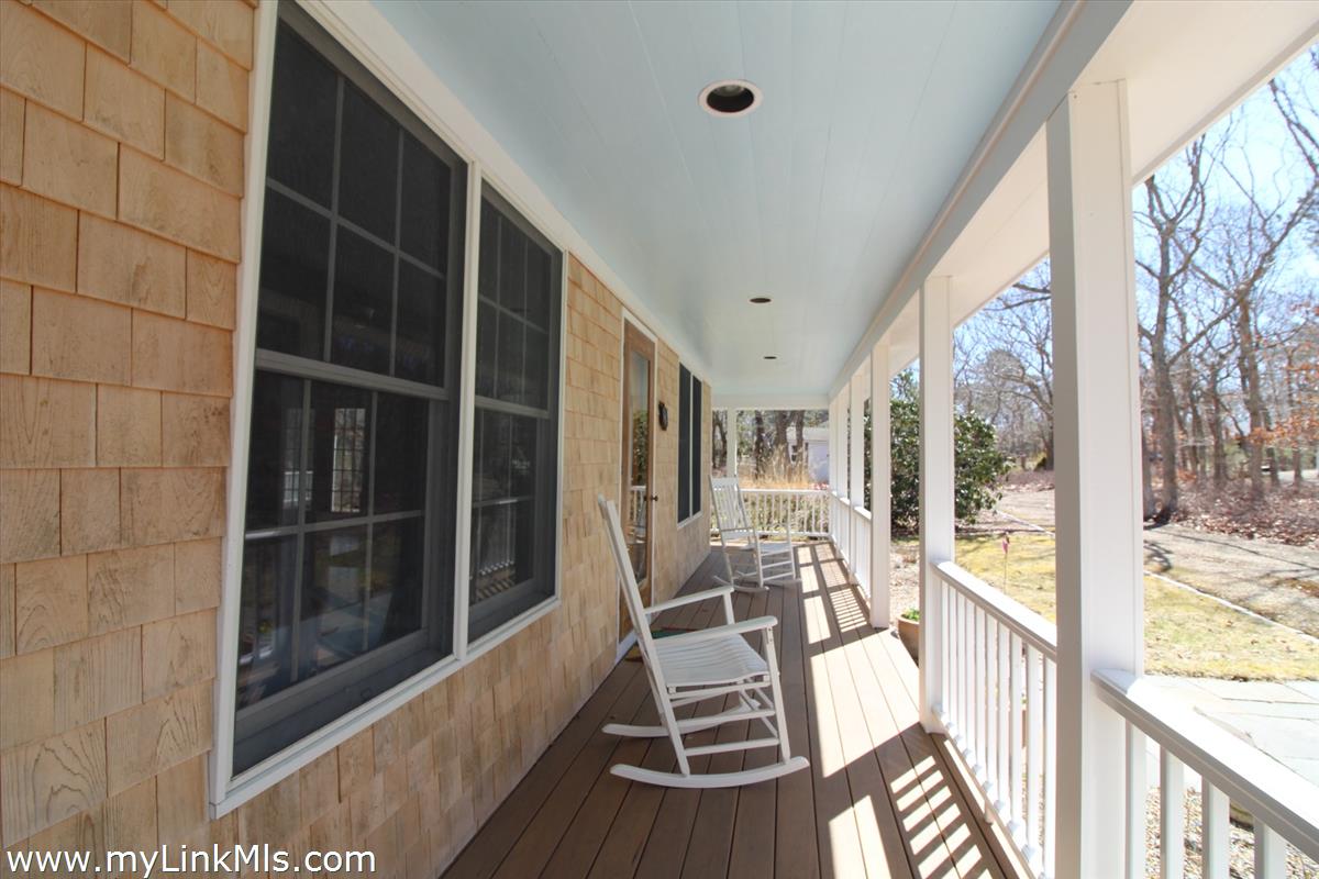 32 Flamingo Drive Edgartown, MA 02539 - Photo 9 of 35 Farmers porch