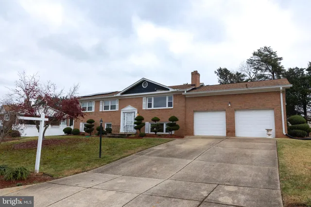$490,000 | 11602 Mary Catherine Drive, Clinton, MD 20735