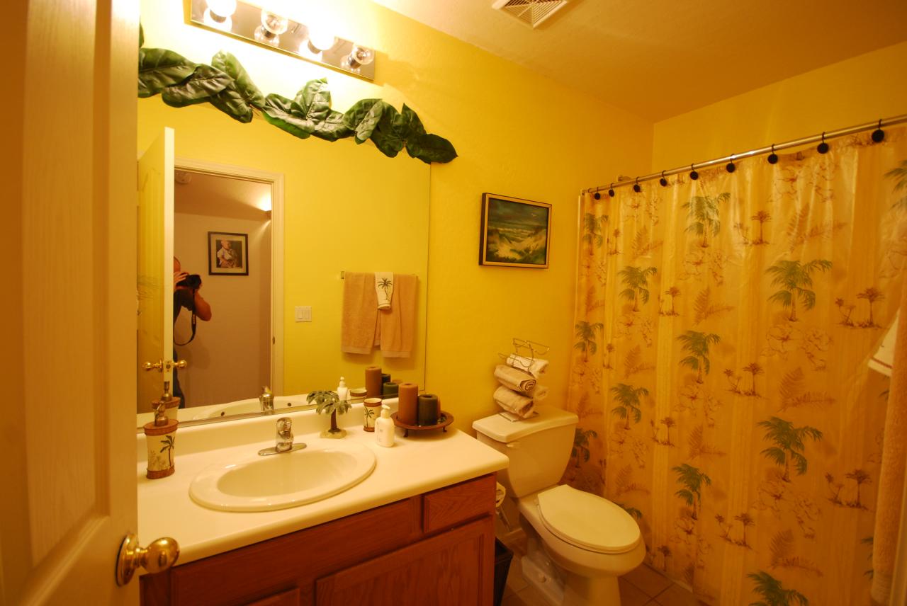 42319 West Venture Road Maricopa, AZ 85138 - Photo 10 of 12 Secondary Bath