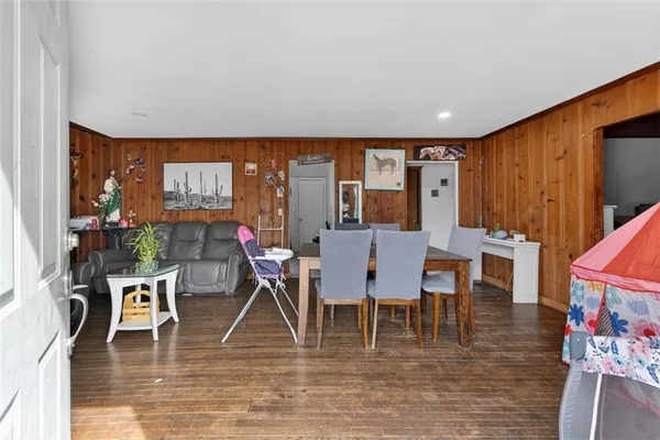 $160,000 | 3011 North 47th Terrace, Kansas City, KS 66104