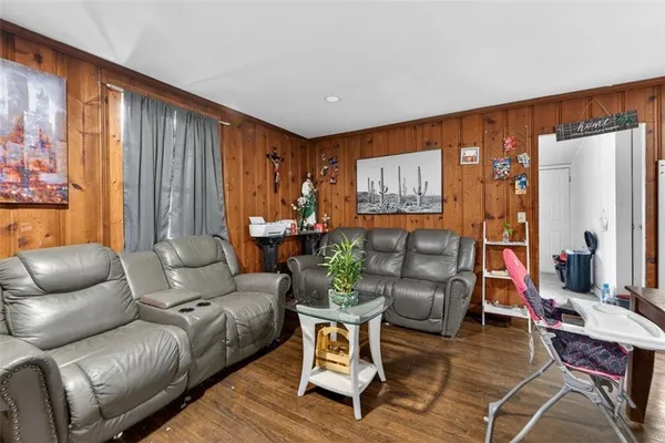 $160,000 | 3011 North 47th Terrace, Kansas City, KS 66104