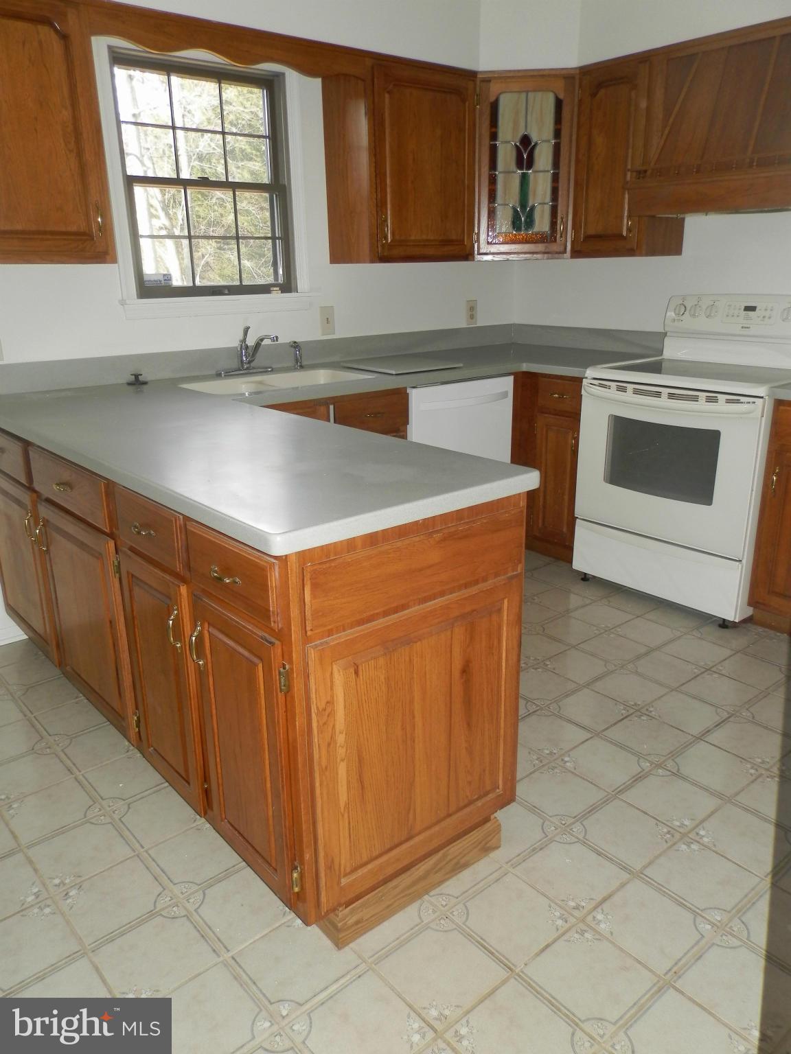 8624 Sherington Road Baltimore, MD 21236 - Photo 11 of 30 Kitchen Cabinets on Both Sides