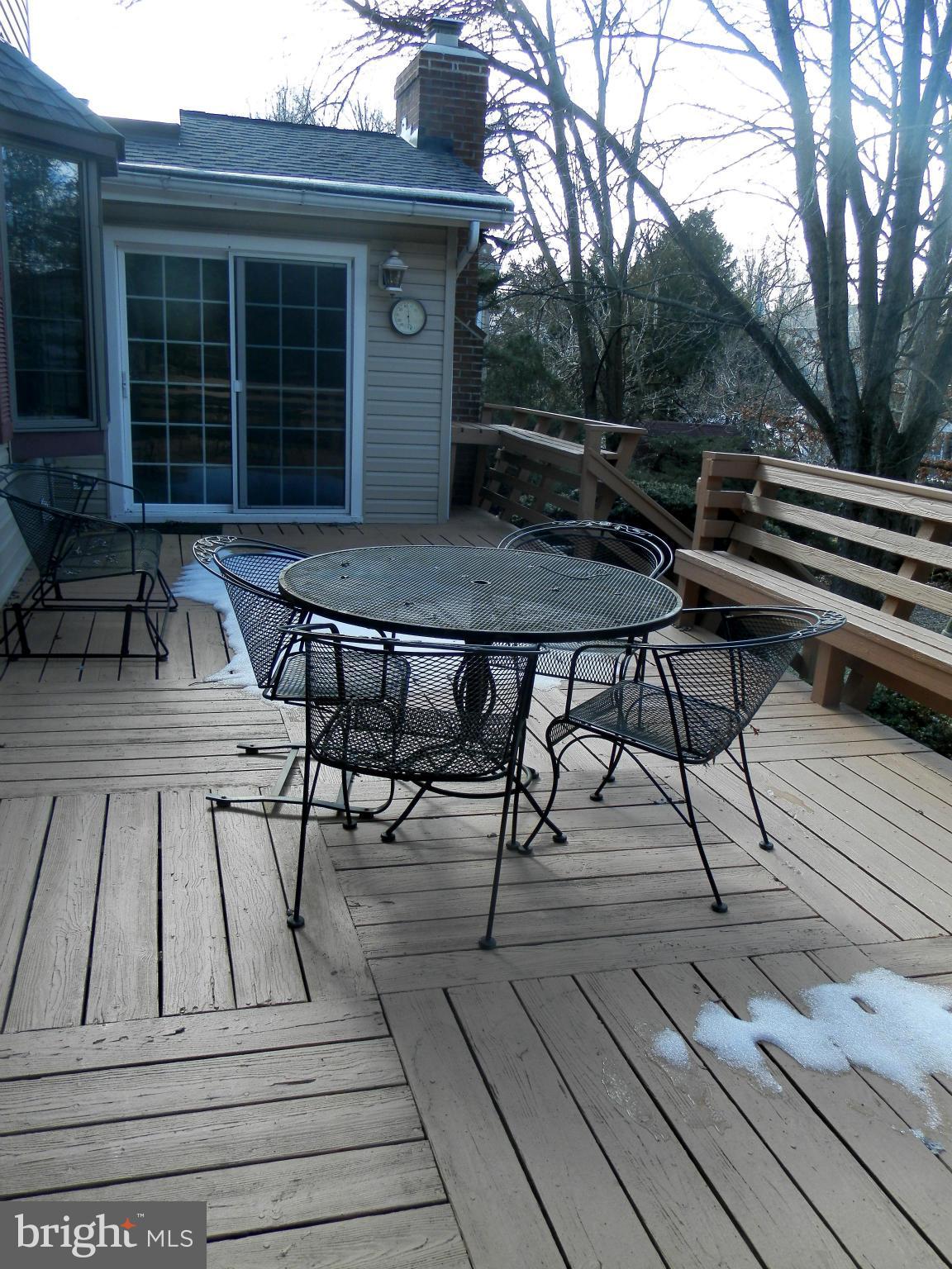 8624 Sherington Road Baltimore, MD 21236 - Photo 15 of 30 Exterior Deck off Family Room