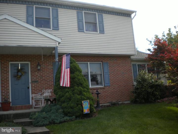 460 Reeser Street Leesport, PA 19533 - Photo 3 of 19 Gallery Image 3
