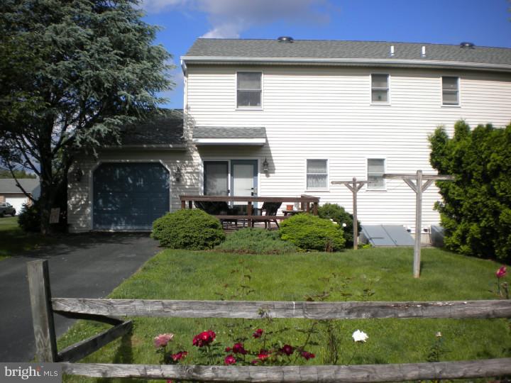 460 Reeser Street Leesport, PA 19533 - Photo 4 of 19 Gallery Image 4