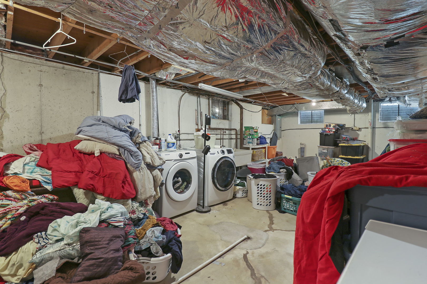 307 South Wulff Street Cary, IL 60013 - Photo 25 of 35 a utility room with dryer and washer
