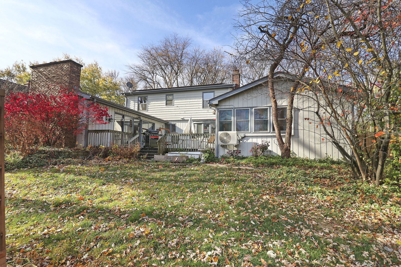 307 South Wulff Street Cary, IL 60013 - Photo 28 of 35 a view of a house with a yard