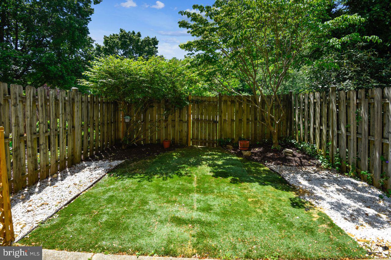 451 Colonial Ridge Lane Arnold, MD 21012 - Photo 3 of 40