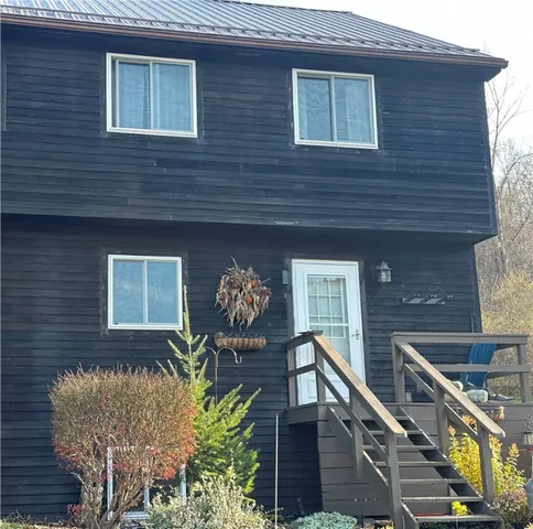 $164,900 | 7 Pinewood Lane, South Bristol, NY 14512