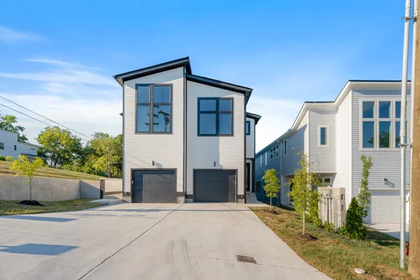 $2,900 | 1741 Kellow Street, Nashville, TN 37208