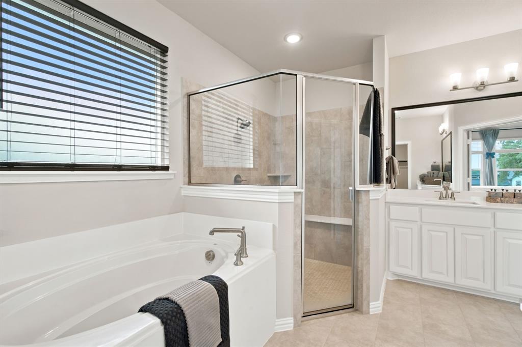1128 Trinity Drive Springtown, TX 76082 - Photo 22 of 40