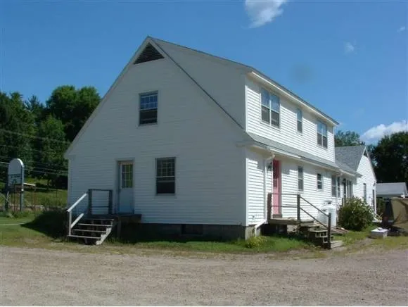 $1,050 | 284 Summer Street, Unit 2, Bristol, NH 03222