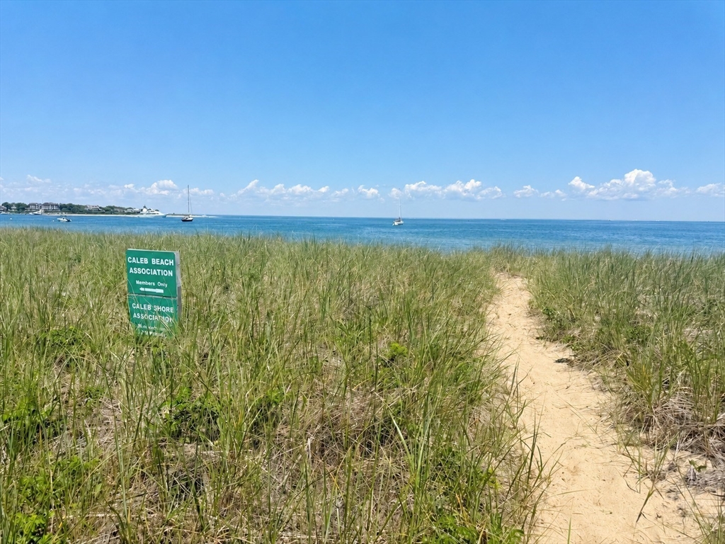 23 Calebs Common Circle Edgartown, MA 02539 - Photo 3 of 6