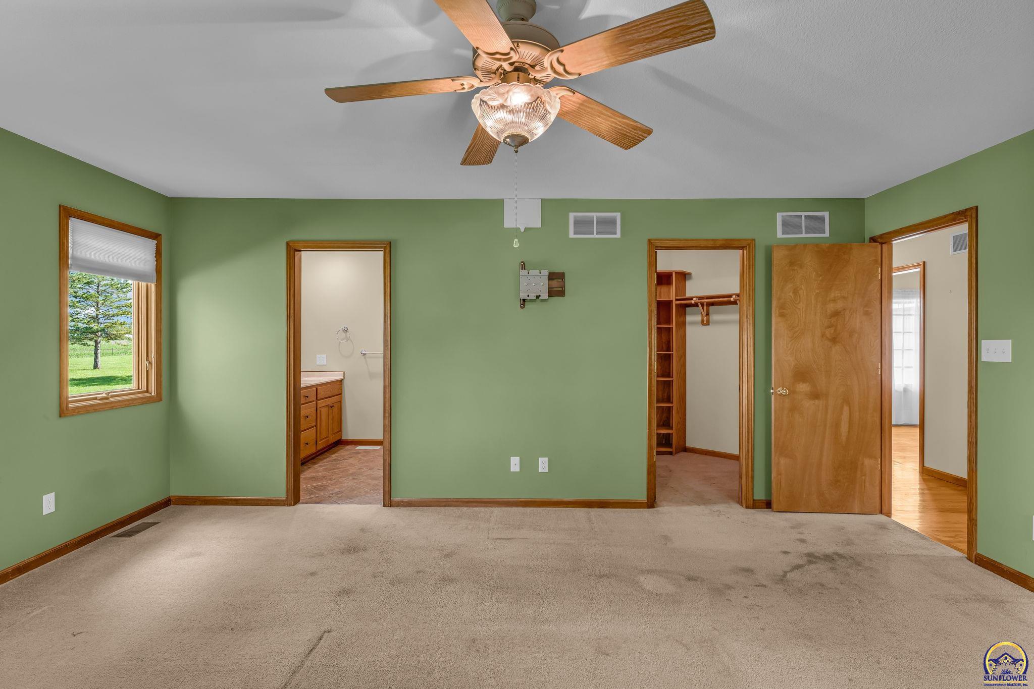 9015 Southwest 53rd Street Topeka, KS 66610 - Photo 18 of 44