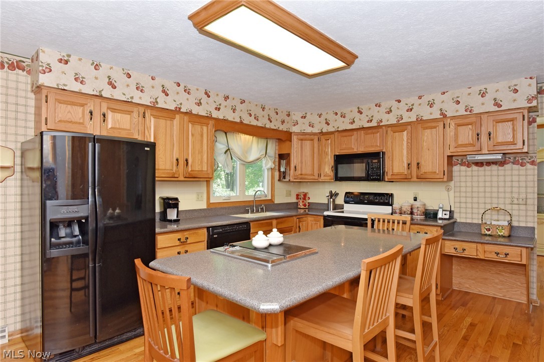 527 Ely Road Akron, OH 44313 - Photo 2 of 28 Gallery Image 2