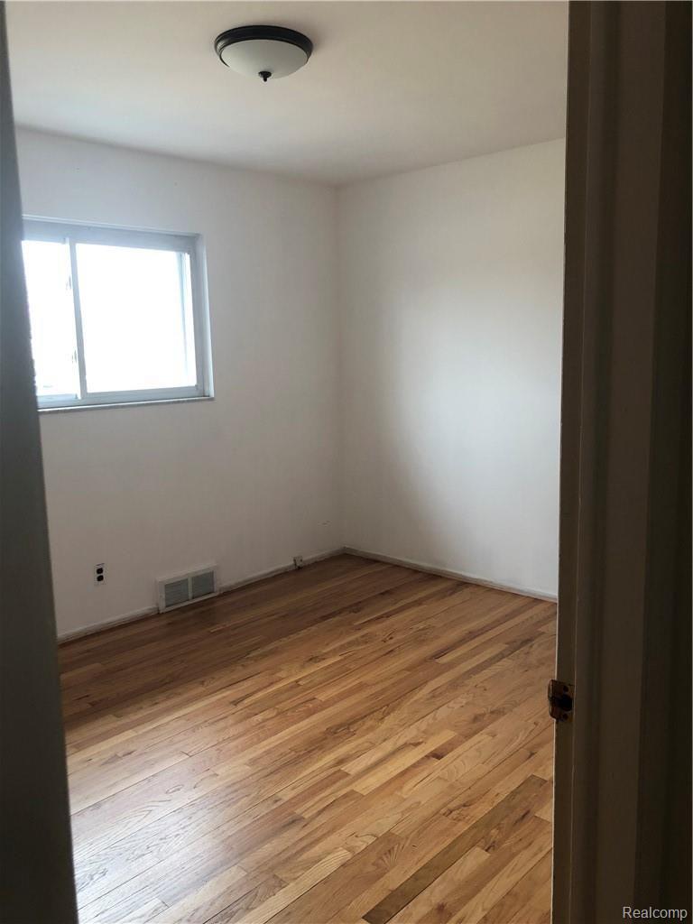 2055 Common Road Warren, MI 48092 - Photo 14 of 21 B74CFDBD-48DD-4FD9-B84A-0555A4CA588E.jpeg