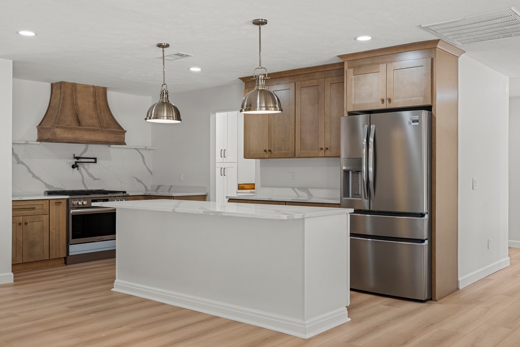 6758 Standing Boy Road Columbus, GA 31904 - Photo 9 of 46 Kitchen