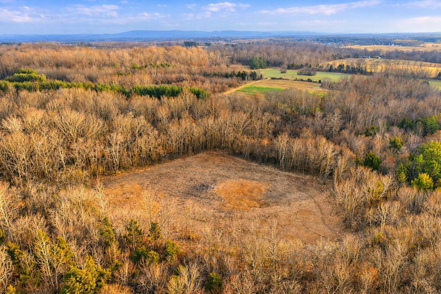 0 Knight Road McMinnville, TN 37110 - Photo 19 of 21 a view of lake and mountain