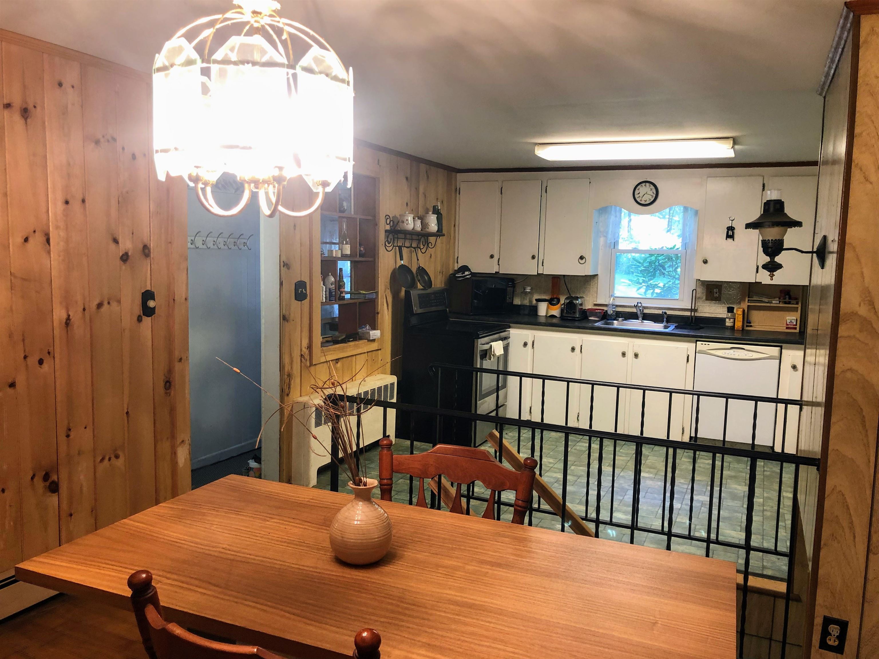 60 Cooper Street Springfield, VT 05156 - Photo 8 of 24